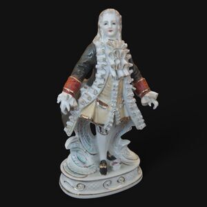Antique Meissen Porcelain Figurine Of Court Gentleman In Rococo Attire 8" Tall